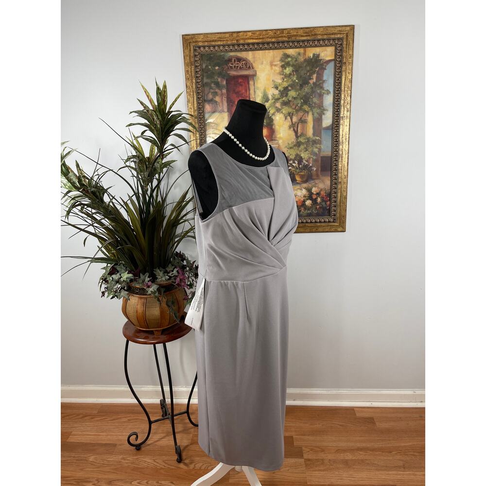 JS Collection Shift Dress Women's 12 Silver Scoop Neck Sleeveless Cocktail Party - Picture 2 of 11